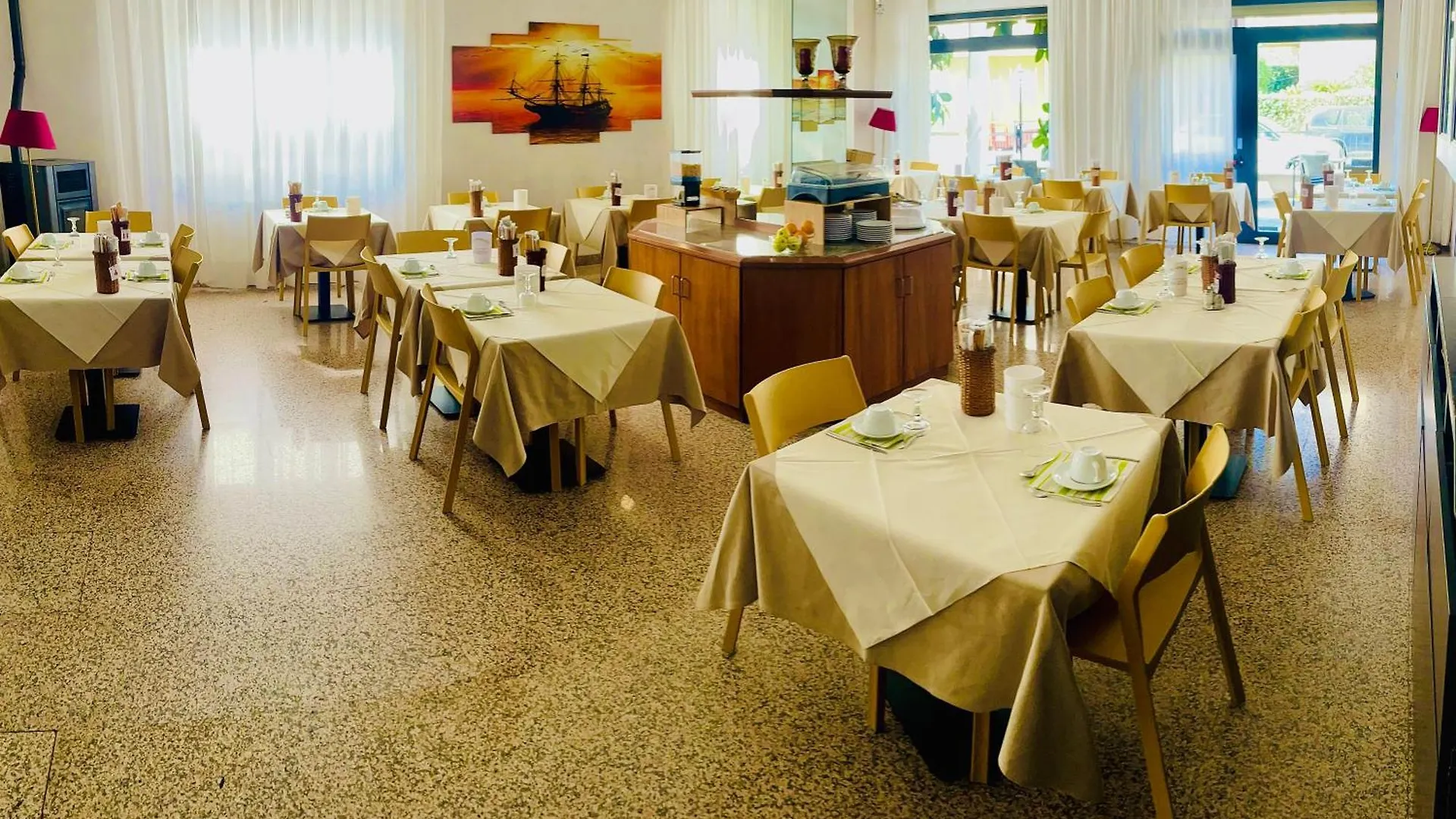 Hotel Jole Marina dʼMarina dʼAndora